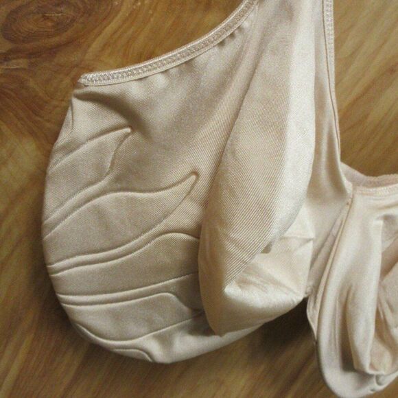 BALI Live it Up Seamless Underwire Bra Style 3353 Size 38DDD aka 38F Vanilla NWT - Picture 3 of 9